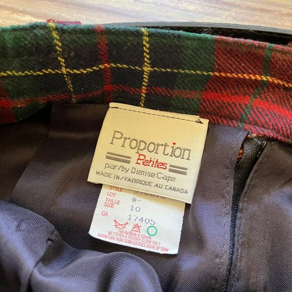Wool Plaid Pencil Skirt Red/Green Tartan with Belt Vintage Proportion Petites - Picture 4 of 6